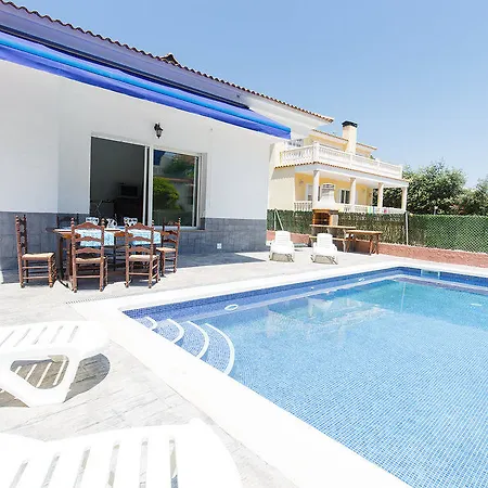 Clavel - Four Bedroom מלון